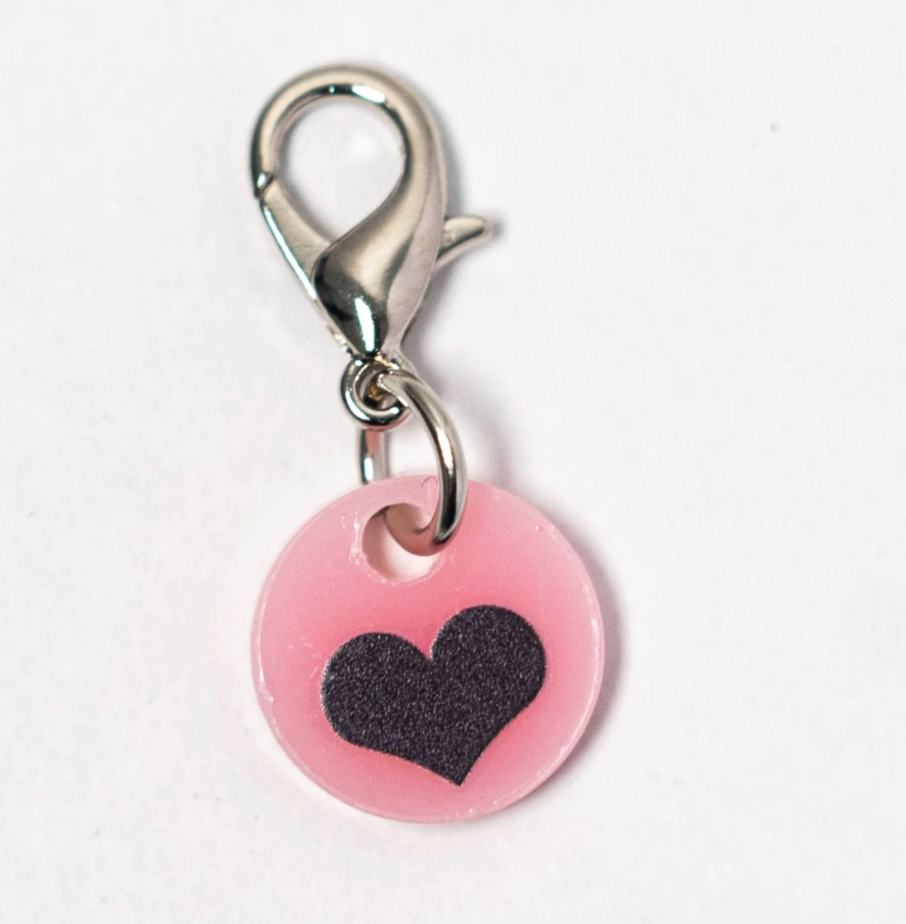 ★アクリル-アルファベット（フック全長1.8cm・モチーフ1.5cm）