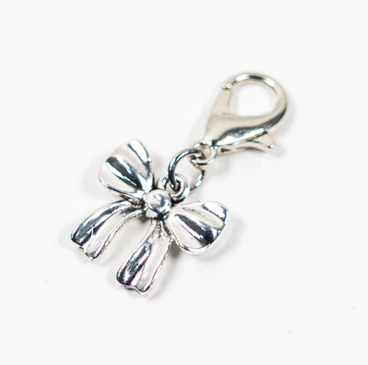 ★シルバーチャーム（フック全長1.8cm）