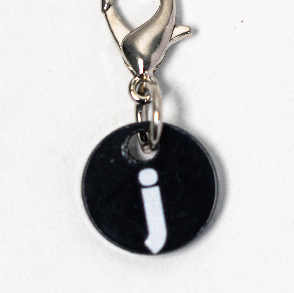 ★アクリル-アルファベット（フック全長1.8cm・モチーフ1.5cm）